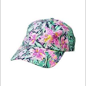 NWOT Lilly Pulitzer Run Around Hat